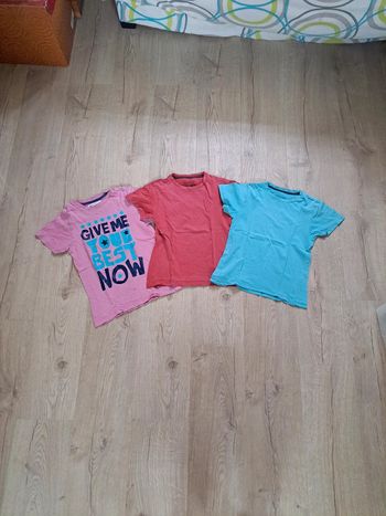 Lot 3tshirt 8ans