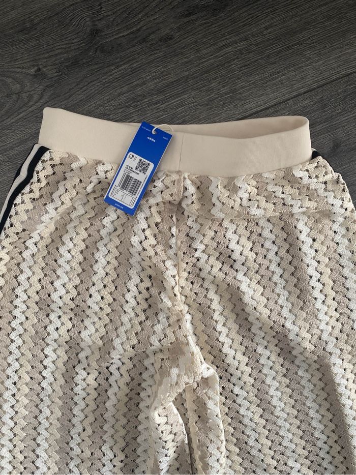 Adidas Originals Trackpant Cream / Noir - taille M ( 40 42) - photo numéro 7