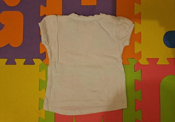 T-shirt manches courtes blanc cœurs, gémo, taille 6 mois (68 cm) - photo numéro 2