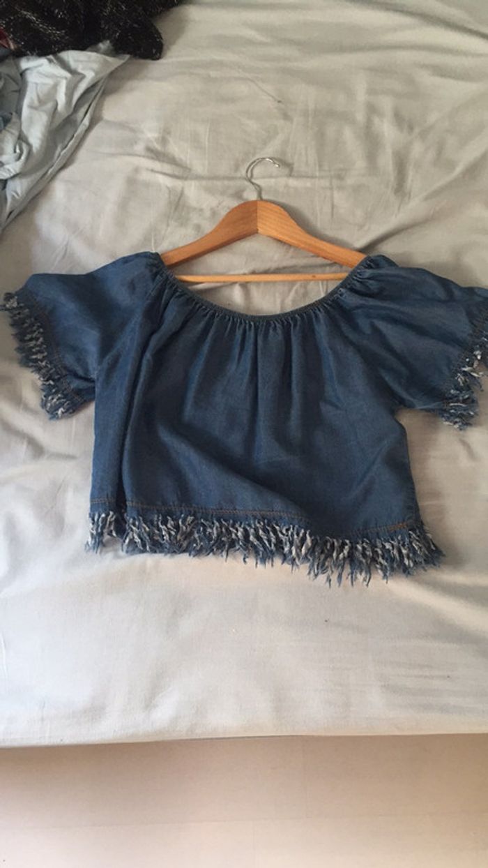 Top court couleur jean
