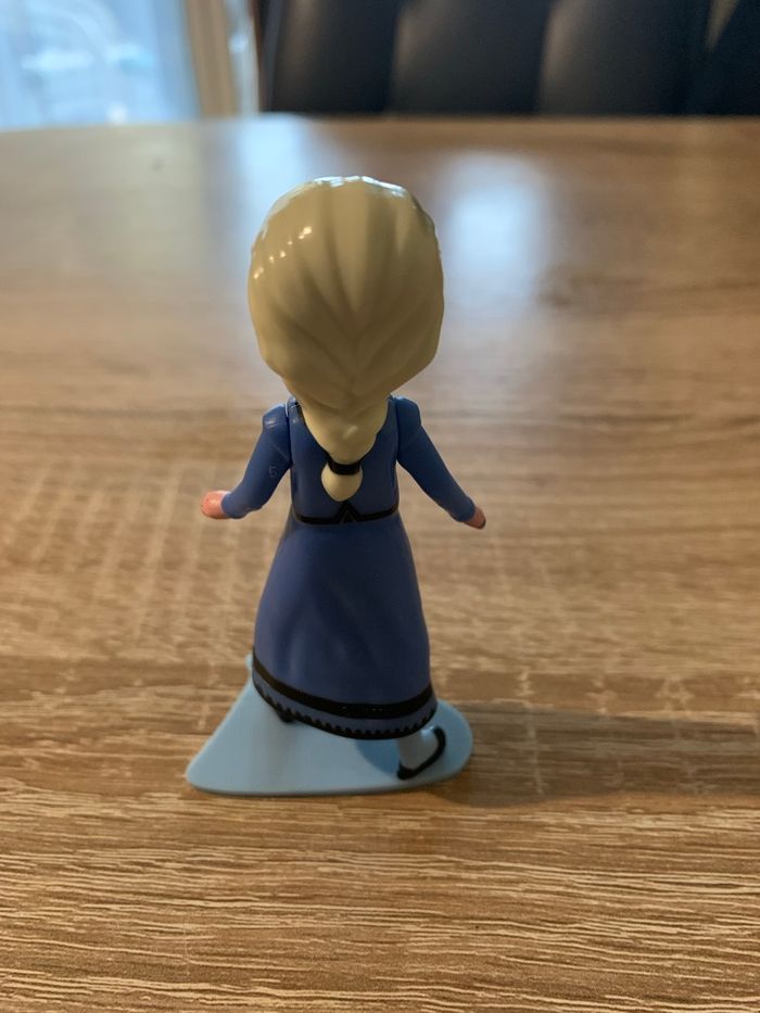 Figurine Elsa la reine des neiges - photo numéro 2