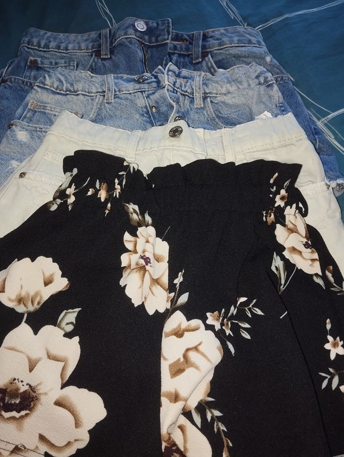 Lot de shirt fille taille 34 et 10,11 ans - photo numéro 5