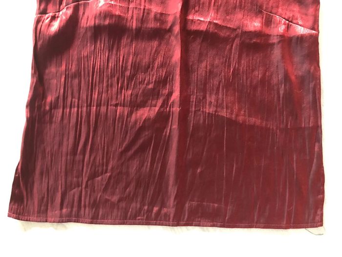 AN84- Débardeur « uban touch » bordeaux effet métallisé T 44-46 porté 1 fois - photo numéro 4