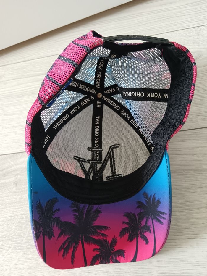 Casquette mixte réglable taille 8-12 ans ( 56 cm) de New York en excellent état. - photo numéro 7