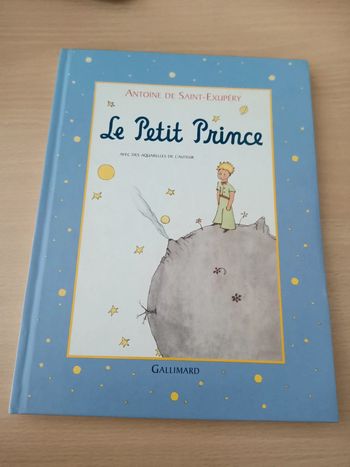 Livre le petit prince (Antoine de Saint-Exupéry / Editions gallimard)