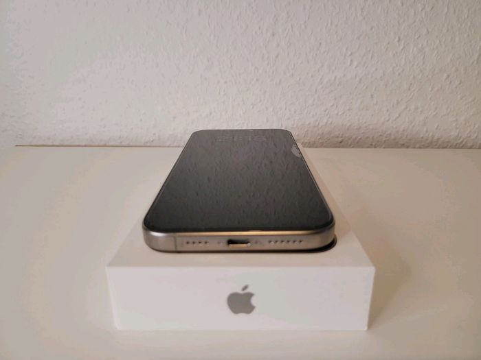 Téléphone 16 pro Max - photo numéro 4
