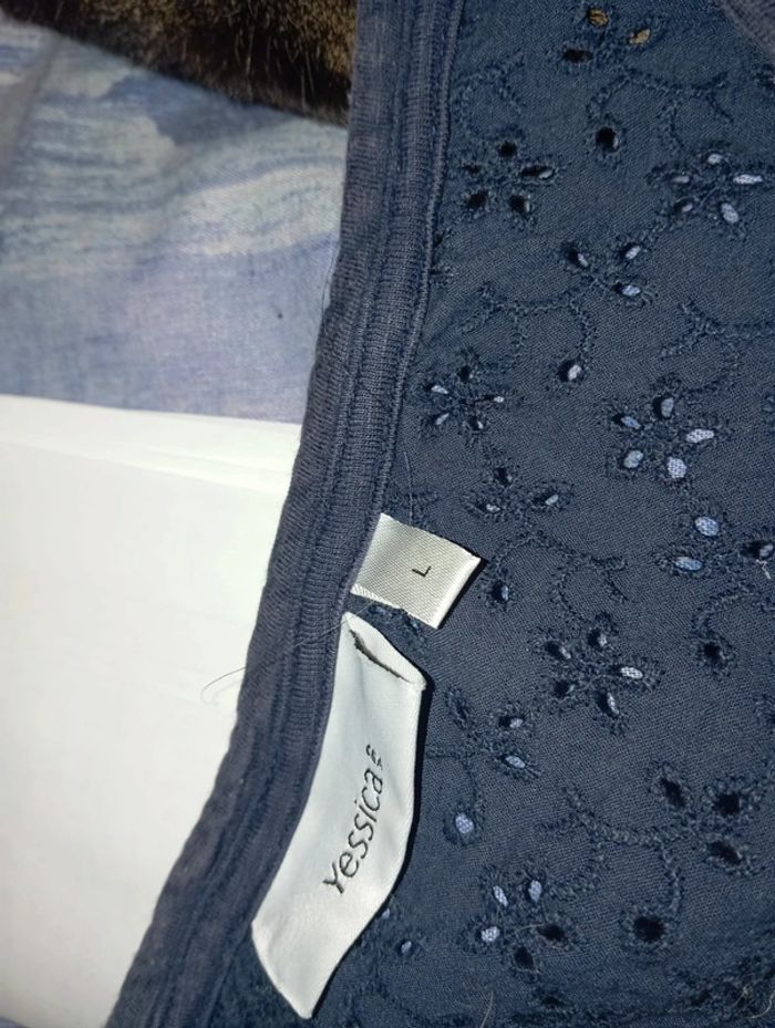 Tee-shirt detail broderie anglaise taille L C&A - photo numéro 3