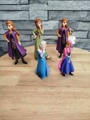 Lot figurines Frozen 