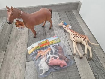 Lot figurines animaux