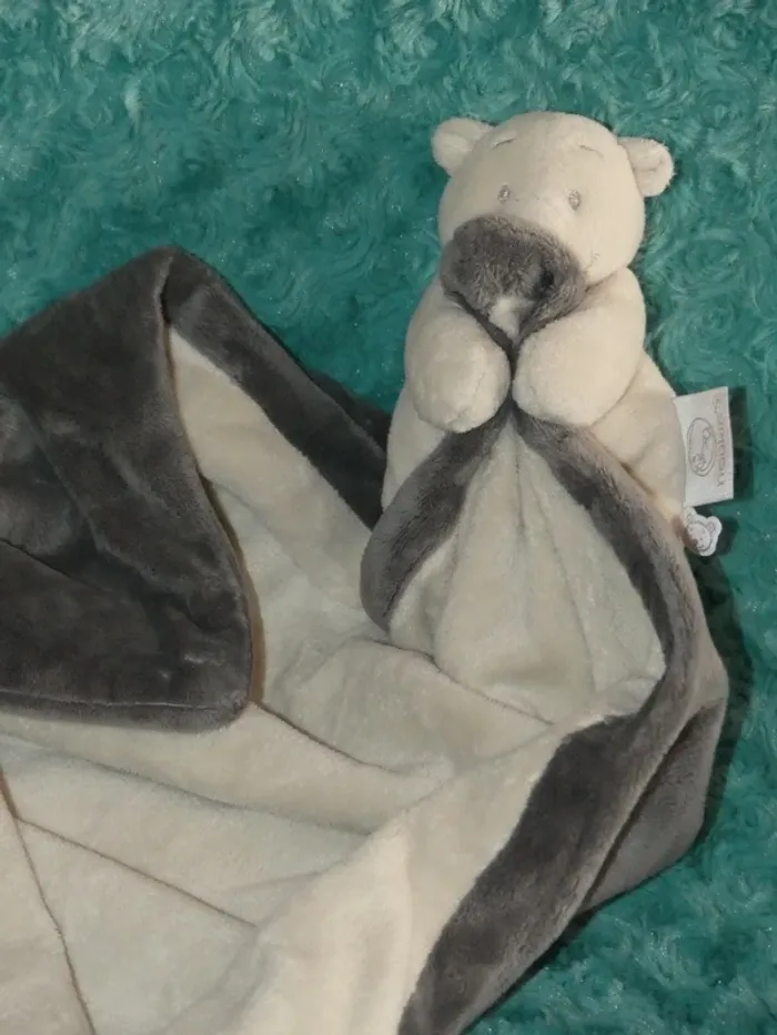 Doudou couverture ours Noukie's beige gris 🐻 tbe - photo numéro 2