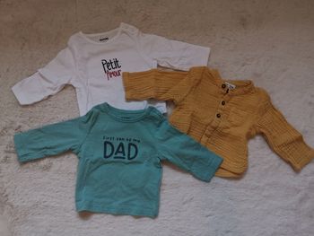 Lot 7 t-shirt 1 mois