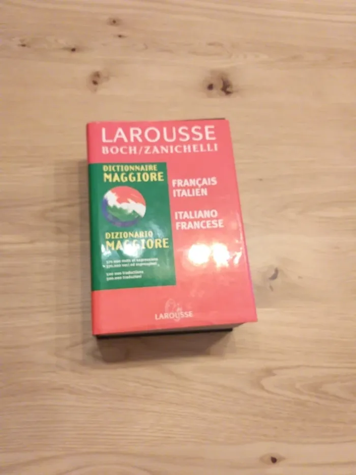 Dictionnaire Larousse français italien