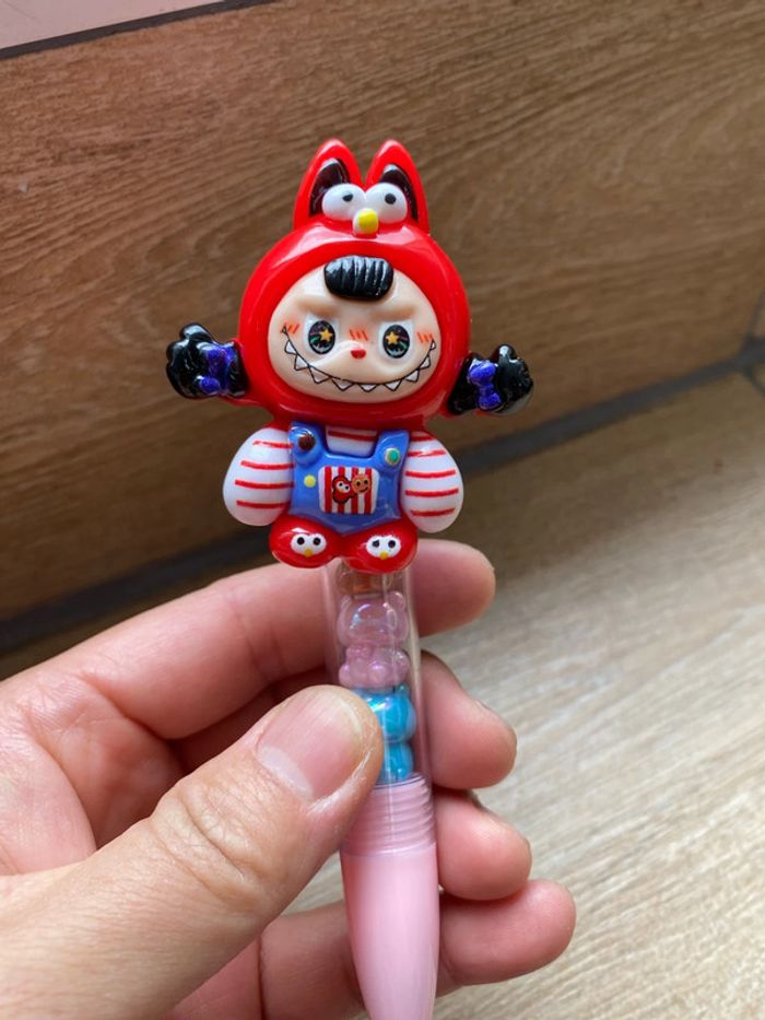 Stylo bleu - photo numéro 6