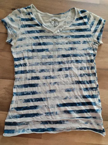 T-shirt fille 10 ans cache cache