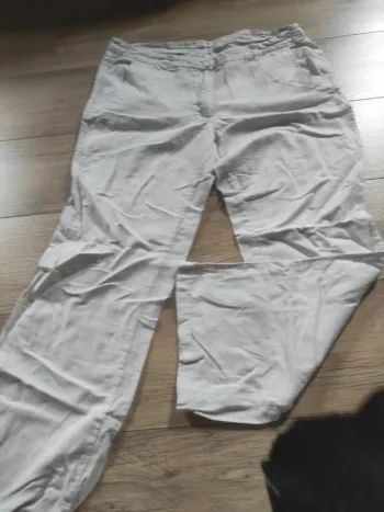 Pantalon taille 44