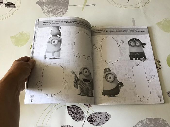 Livre Multi activités Mes minions labyrinthes , lot mêlés , puzzle ect - photo numéro 7