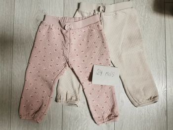 Lot 2 pantalons 24 mois C&A