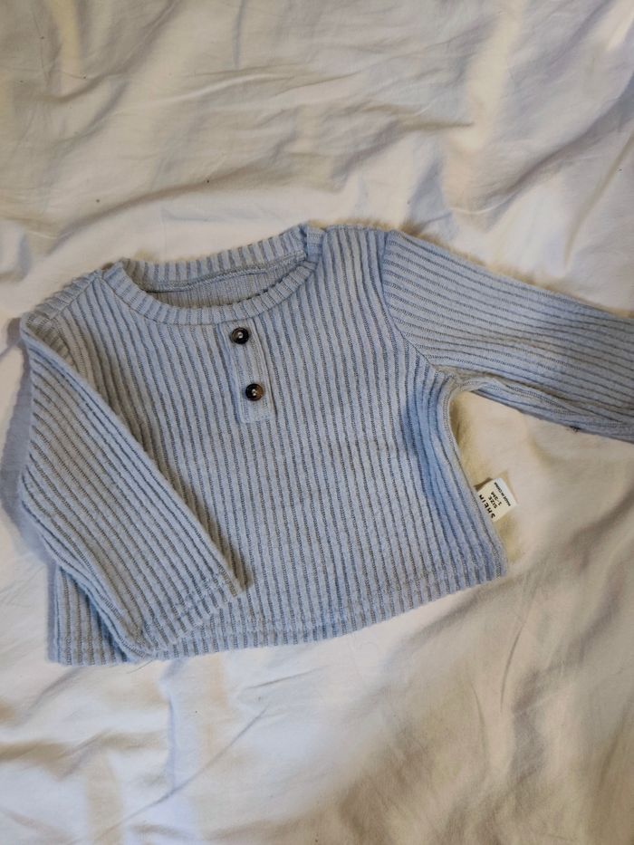 Petit pull - photo numéro 2