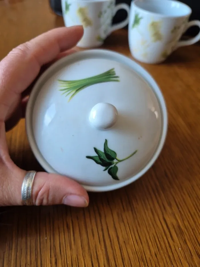 lot 2 tasses et sucrier - photo numéro 5