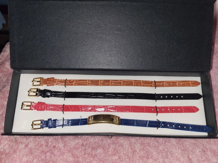 Coffret cadeau bracelets Moog neuf - photo numéro 3