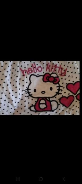 Hello Kitty à pois