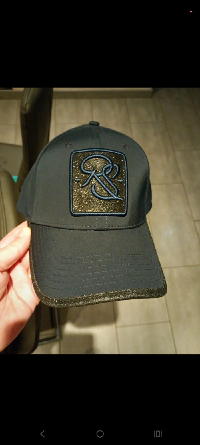 Casquette Redfills bleu foncé – Logo brodé pailleté – Neuve avec étiquette - photo numéro 2