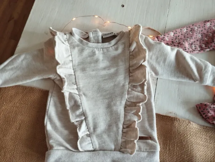 Lot tenues et robes, bébé fille hiver, taille 3 mois - photo numéro 3
