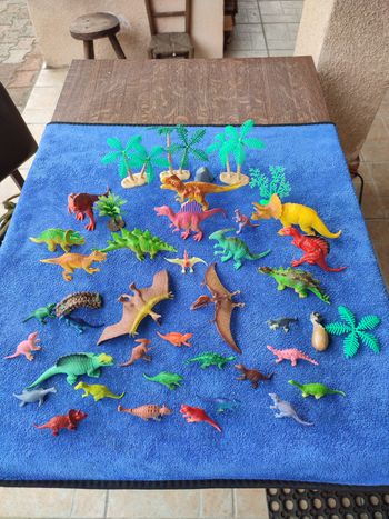Lot dinosaures 