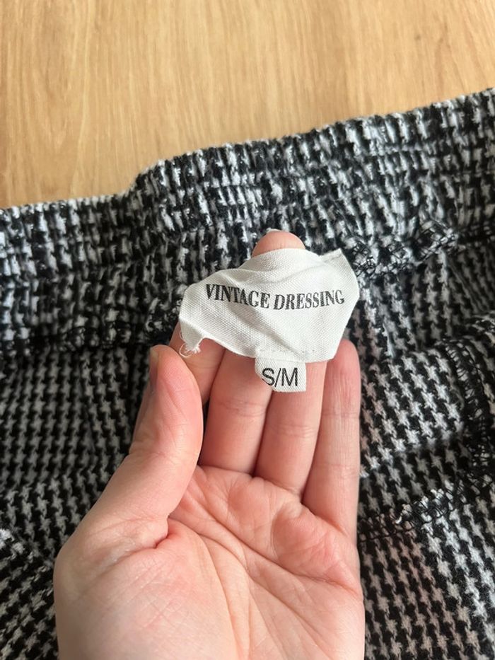 Jupe courte - photo numéro 2