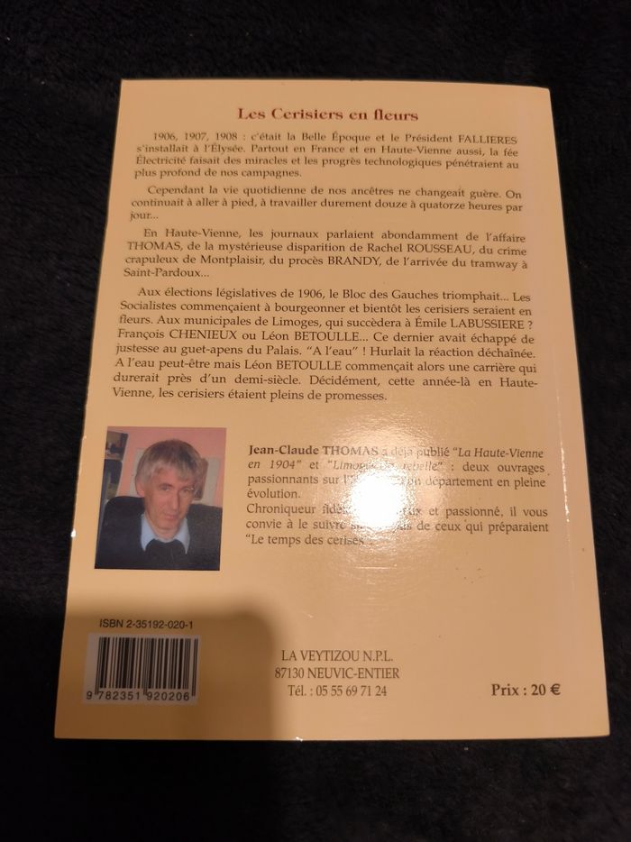 Livre les cerisiers en fleurs - photo numéro 2