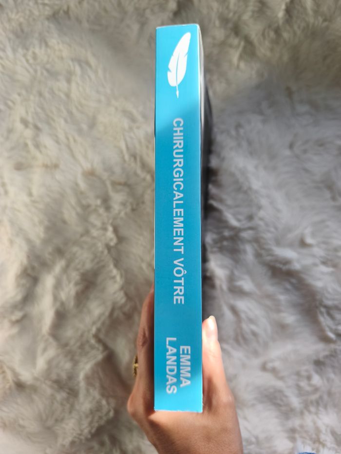 Chirurgicalement vôtre Emma Landas - photo numéro 2