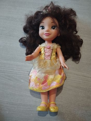 Poupée Belle