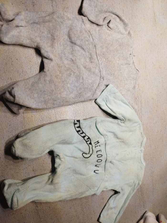 Lot de 2 pyjamas 1 pièce - photo numéro 5