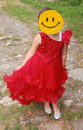 Superbe robe de soirée pour fille