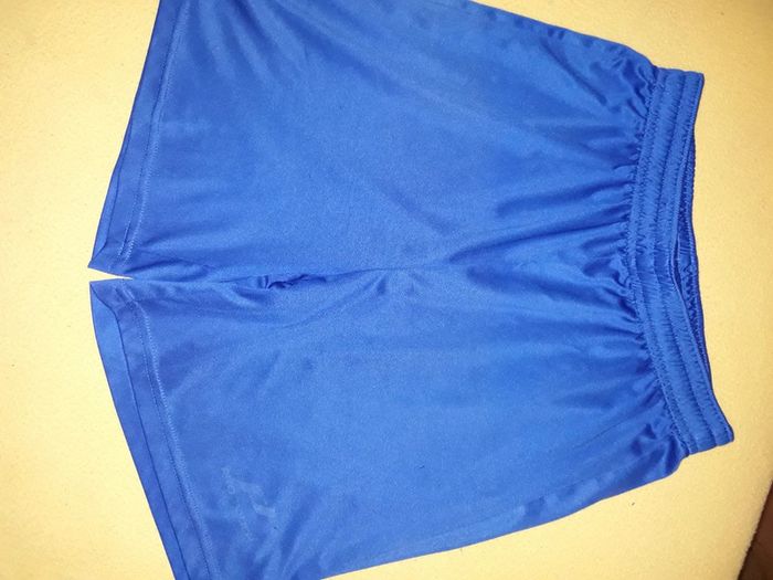 Short sport 10 /12 ans