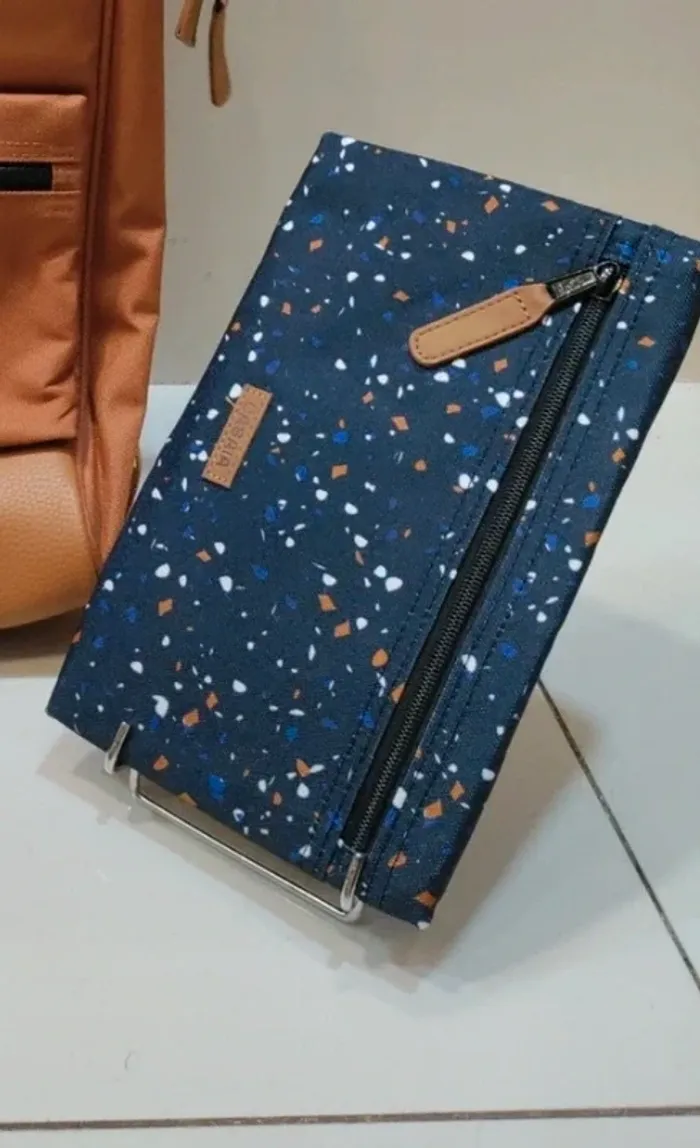 pochette cabaia neuve