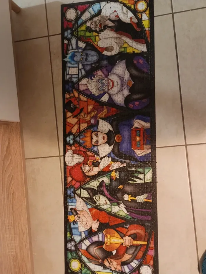 Magnifique puzzle 1000 pièces panorama Disney - photo numéro 2