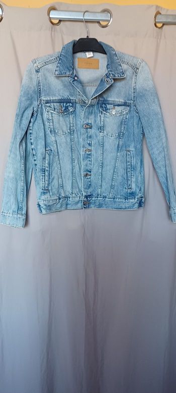 Très jolie veste jeans homme T 38