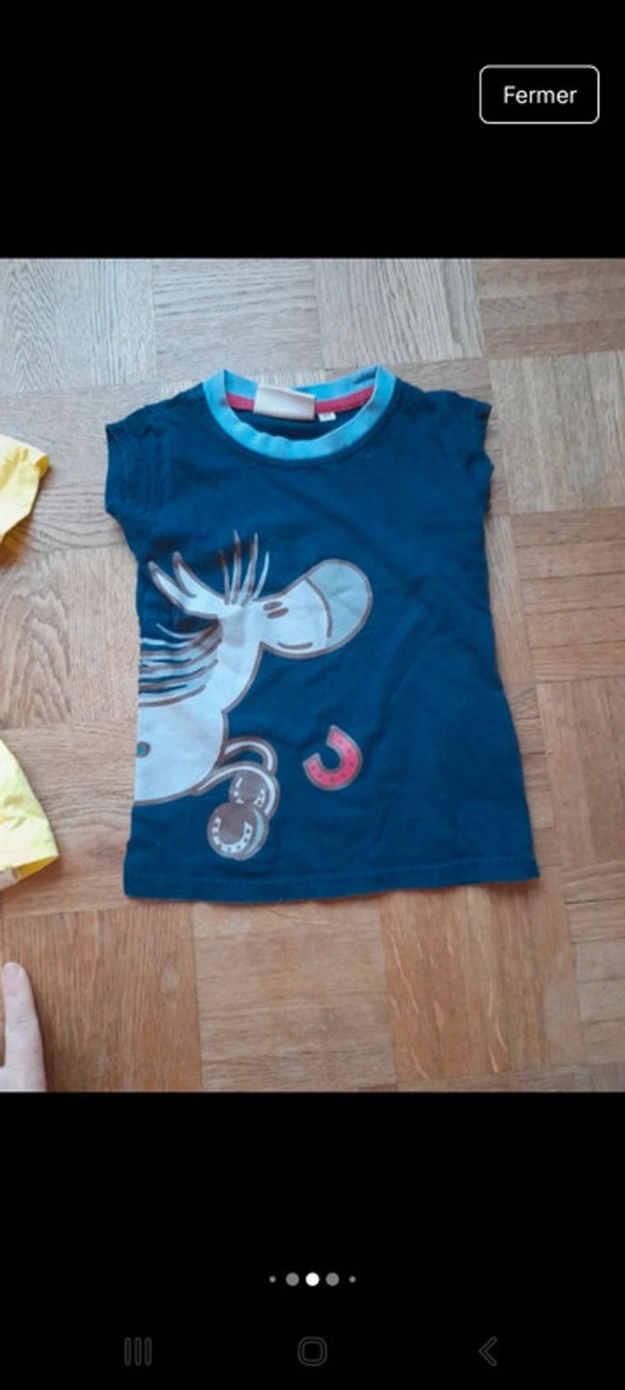 T.shirts x2 Steeds / Kiabi 4 ans - photo numéro 5