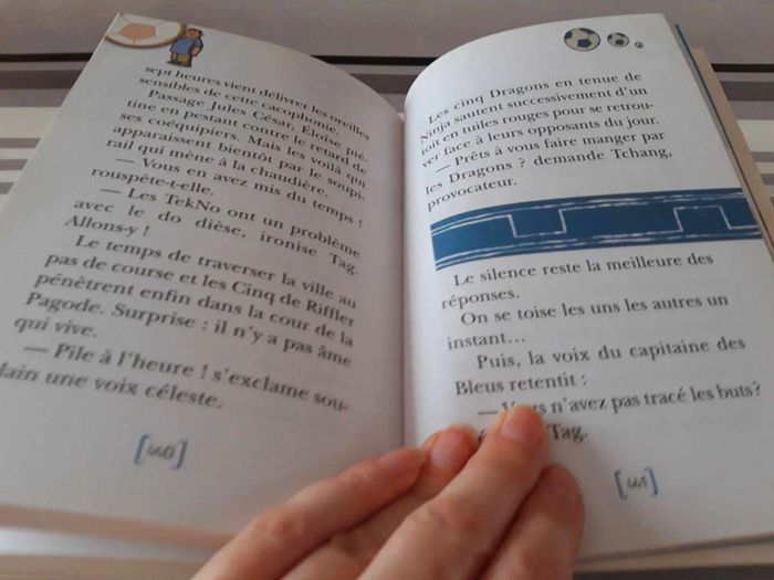 Livre : Foot  2 Rue : La  compil  de la  saison  1 - photo numéro 14