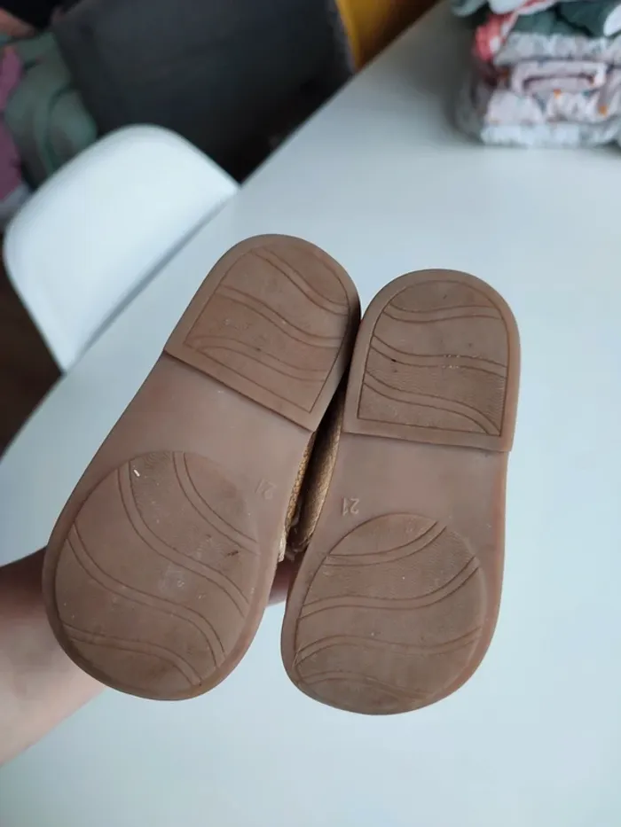 Chaussures 21 - photo numéro 3