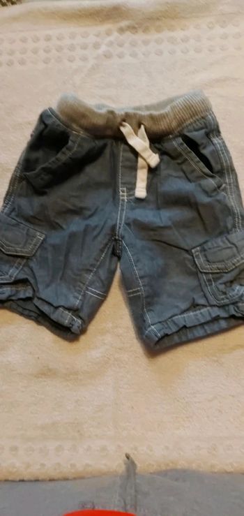 Short 3 ans
