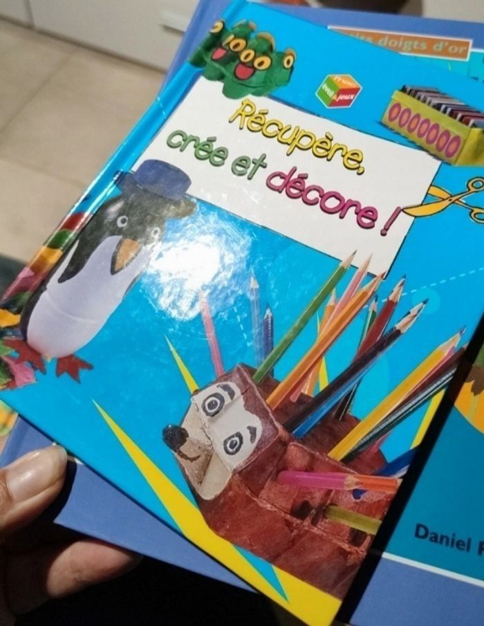 Livres d'activités manuelles pour petits - photo numéro 3