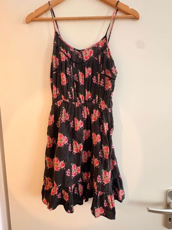 Robe Superdry fleurie – XS (convient S) 