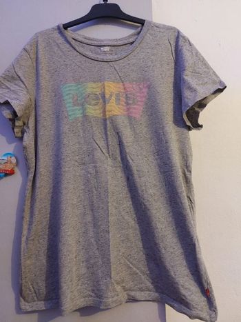 Tee shirt