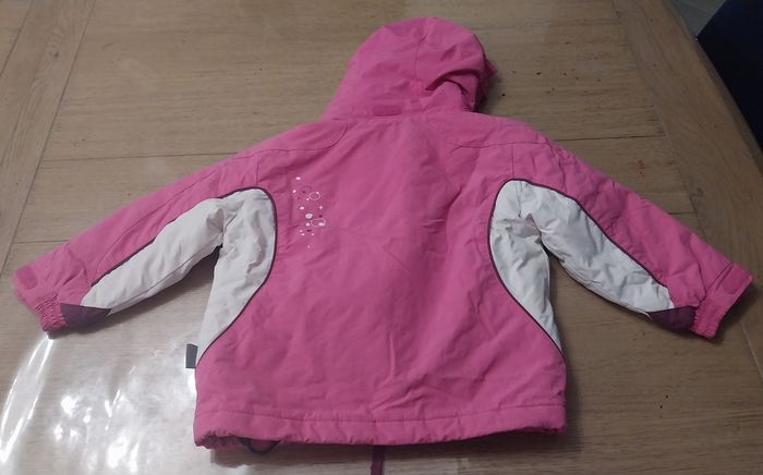 Veste de ski fille 2ans en bon état - photo numéro 2