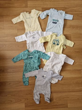 Lot 7 pyjamas 3 mois
