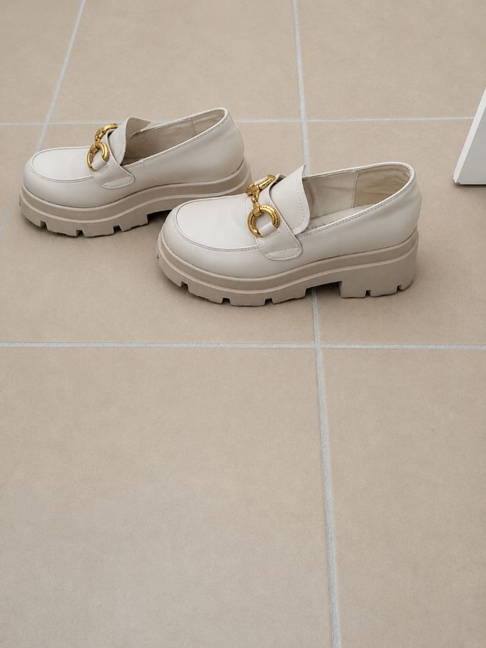 Mocassins crème femme Taille 37 – bon état - photo numéro 3