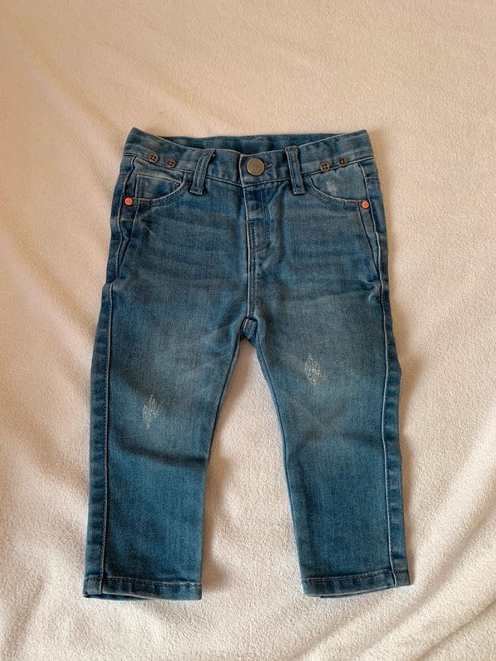 Jean 6/9 mois zara