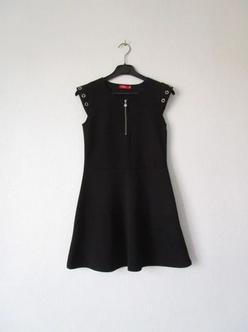 Robe noire Tissaia 12 ans TBE